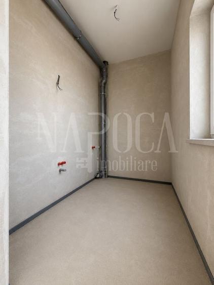 Casă individuală cu 5 camere cu Canalizare în Chinteni