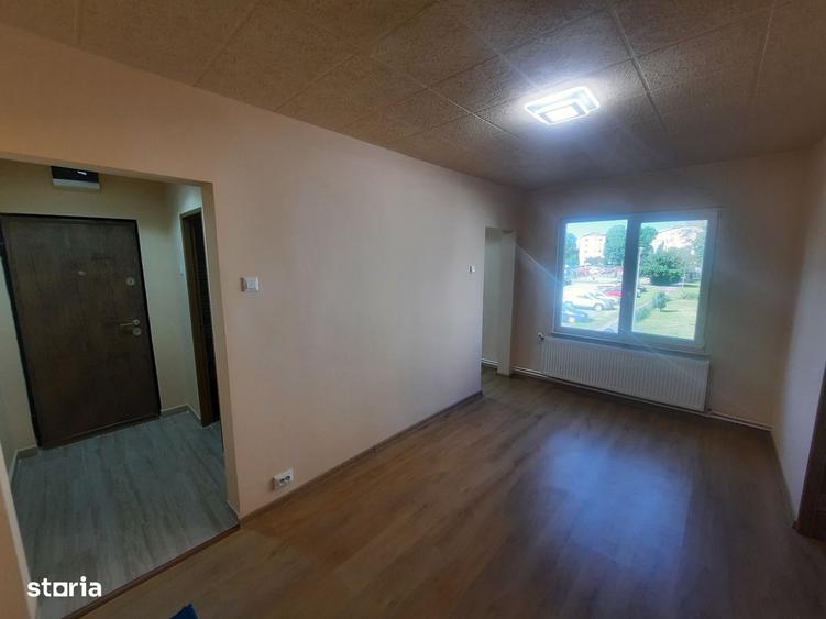 Apartament cu 2 camere semidecomandat în Someș