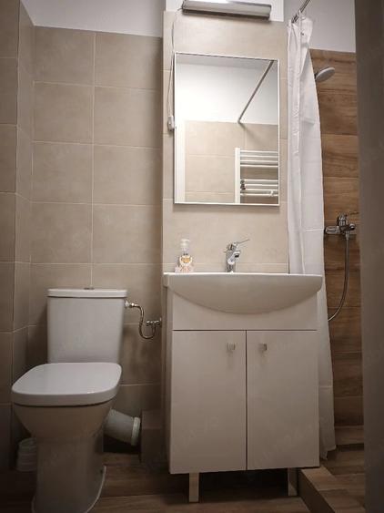Apartament cu 2 camere decomandat în Zahana