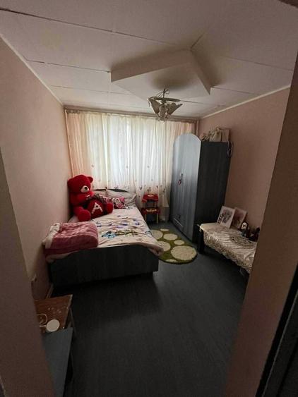 Apartament cu 3 camere în Micro 18