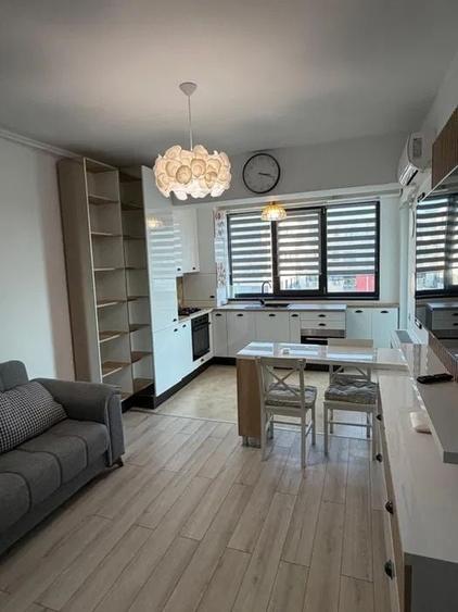 Apartament cu 2 camere semidecomandat, mobilat în Lacul Morii
