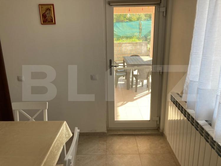 Casă individuală cu 3 camere decomandat cu Teren 250 Mp în Șimnicu de Sus