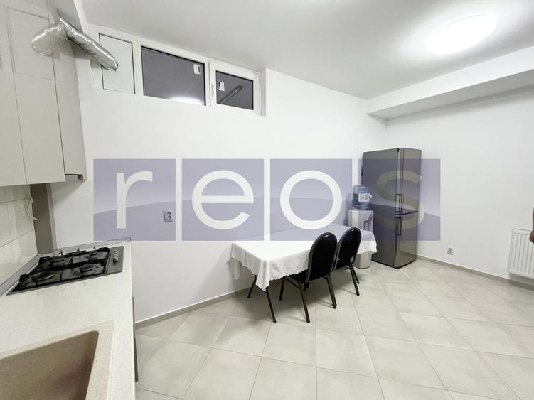 Apartament cu 3 camere decomandat în 1 Mai