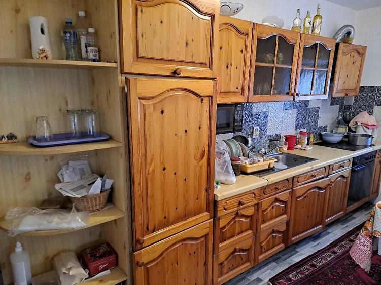Casă cu 2 camere cu Teren 1300 Mp în Iecea Mică