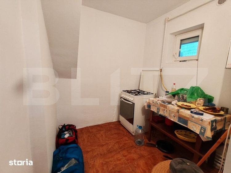 Casă cu 4 camere cu Teren 1700 Mp în Surduc