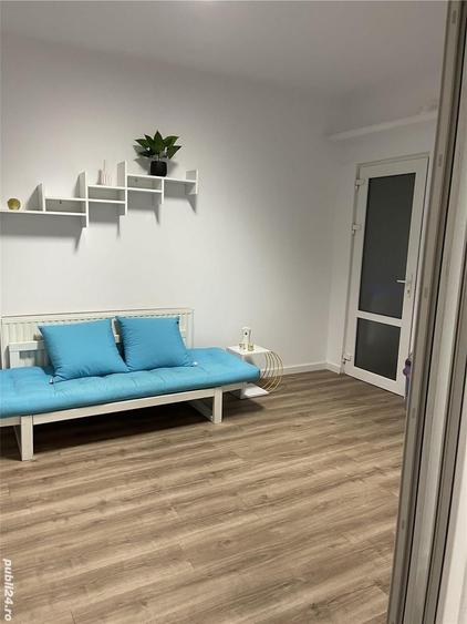 Spațiu comercial, de 200 mp, în Central