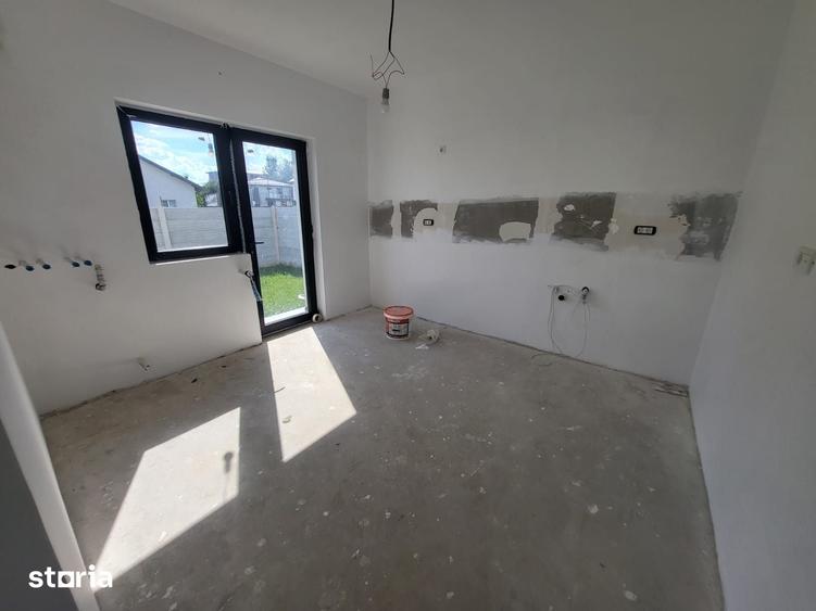Casă cu 3 camere cu Teren 320 Mp în Central
