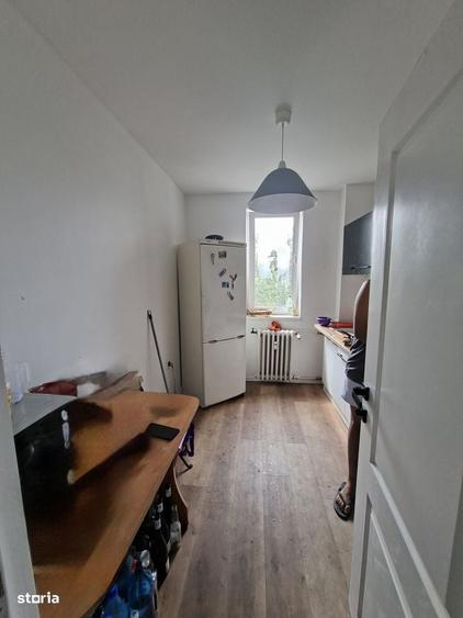 Apartament cu 3 camere semidecomandat în Central