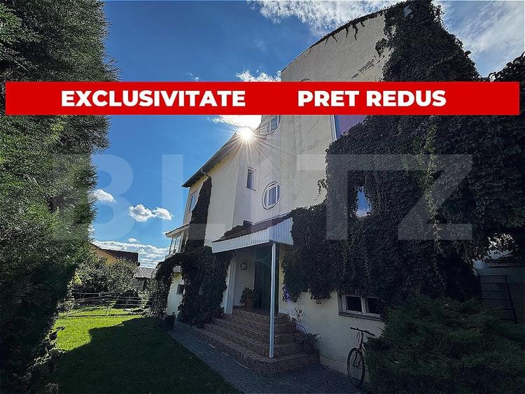Casă individuală cu 8 camere cu Canalizare în Central