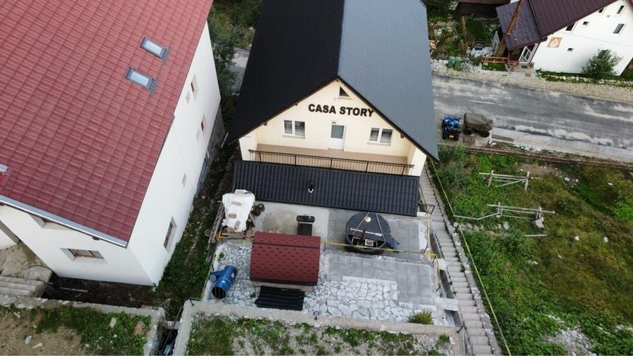 Casă cu 4 camere în Novaci