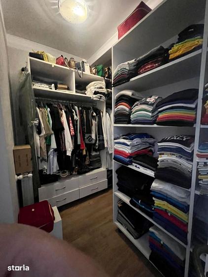 Casă cu 5 camere cu Teren 1500 Mp în Central