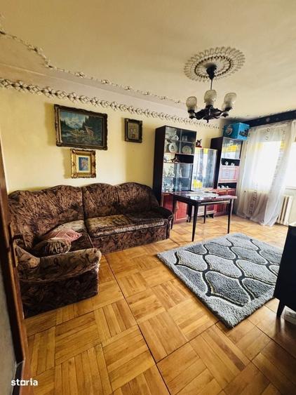 Apartament cu 4 camere în Podgoria