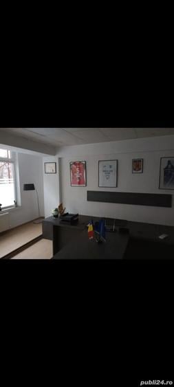 Spațiu comercial, de 300 mp, în Central