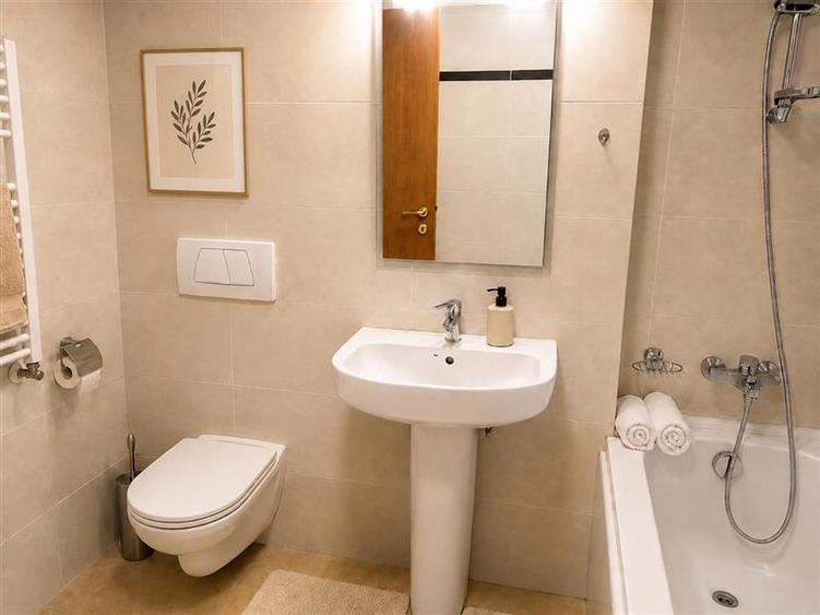 Apartament spatios cu 2 camere, 2 bai, terasa si parcare | Floreasca - 11