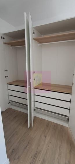 Apartament cu 4 camere decomandat în Ultracentral