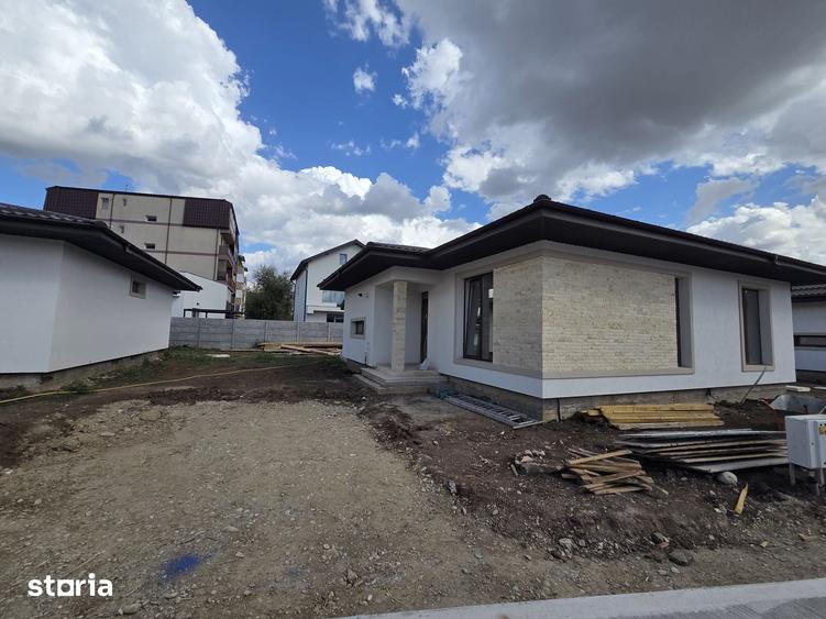 Casă cu 4 camere cu Teren 500 Mp în Ghencea