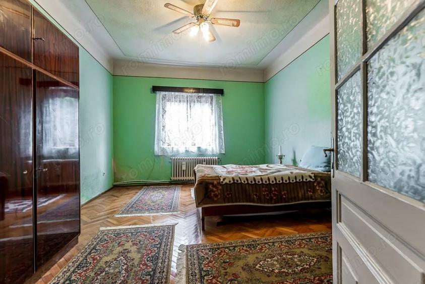 Casă cu Teren 370 Mp în Funcționarilor