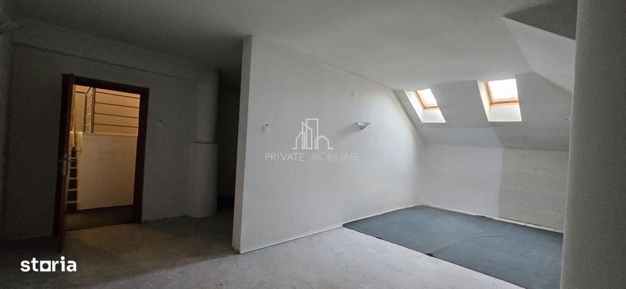 Spațiu comercial, de 1,432 mp, în Central