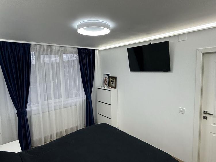 Apartament cu 3 camere,zona Republicii - 7