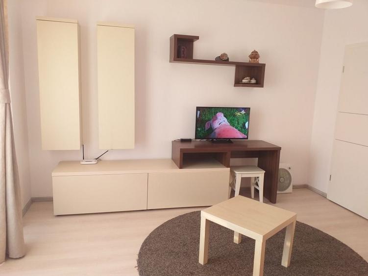 Garsonieră decomandată în Cristian