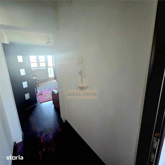 Apartament cu 4 camere în Dacia