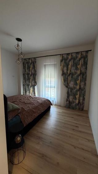 Apartament cu 3 camere decomandat în Giroc