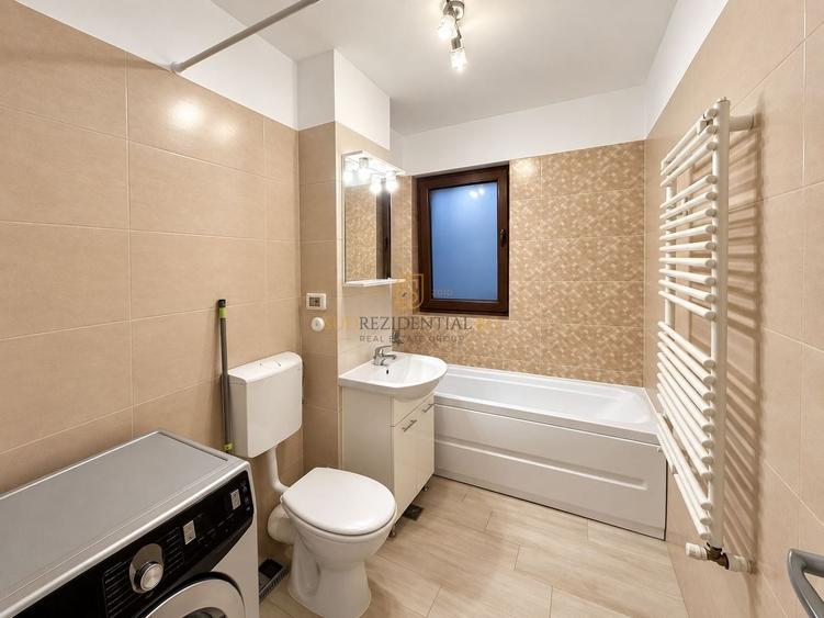 Apartament cu 2 camere semidecomandat, mobilat în Est