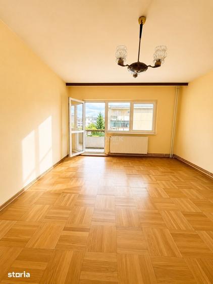 Apartament cu 4 camere în Scriitorilor