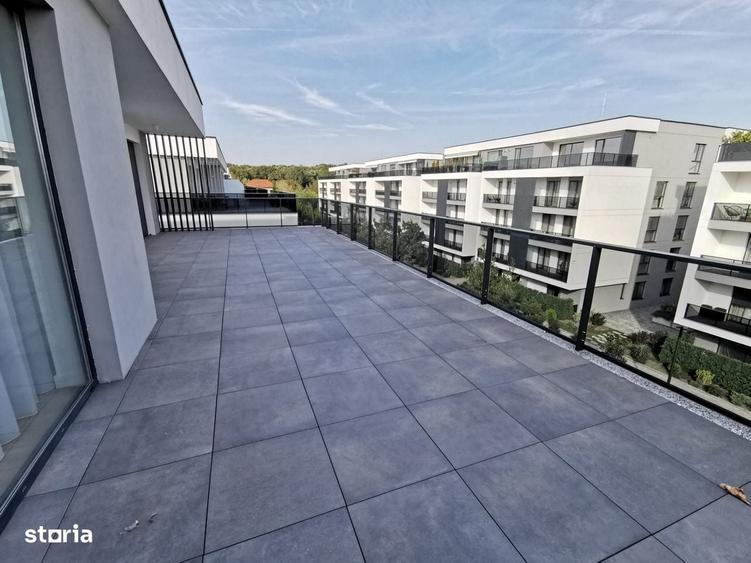 Apartament cu 4 camere în Central