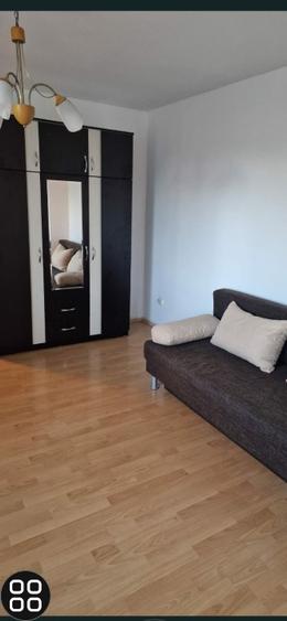 Garsonieră semidecomandată în Calea București
