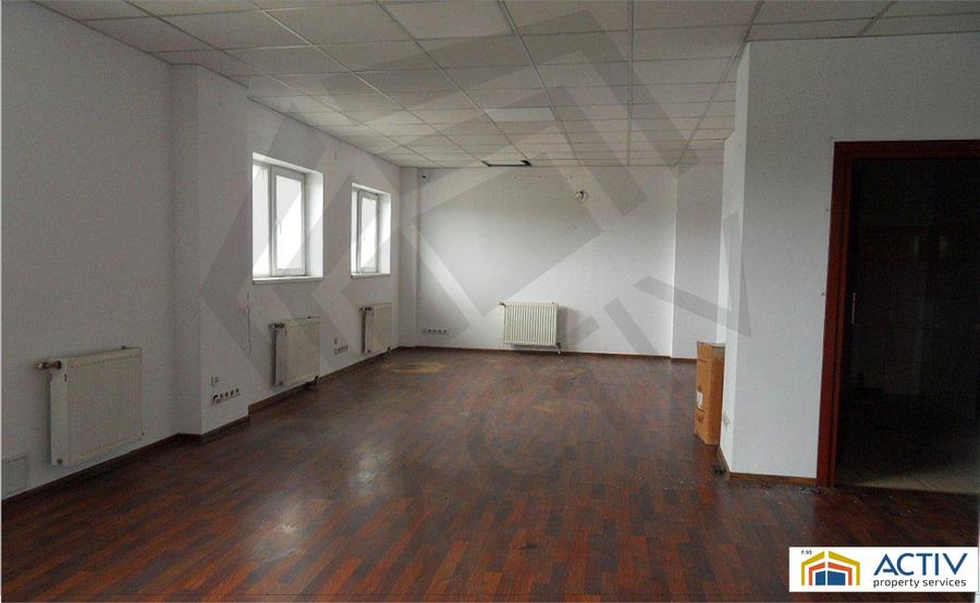 Spațiu industrial, de 1,800 mp, în Est
