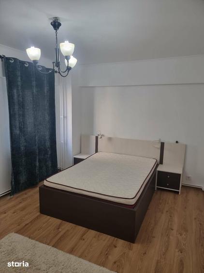 Apartament cu 3 camere decomandat în Ultracentral