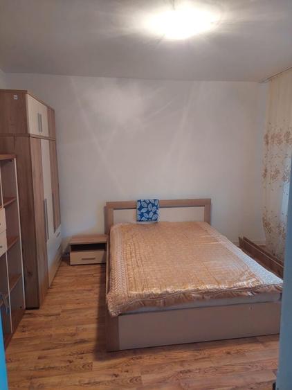 Ofer spre inchiriere garsoniera zona Crang - 1
