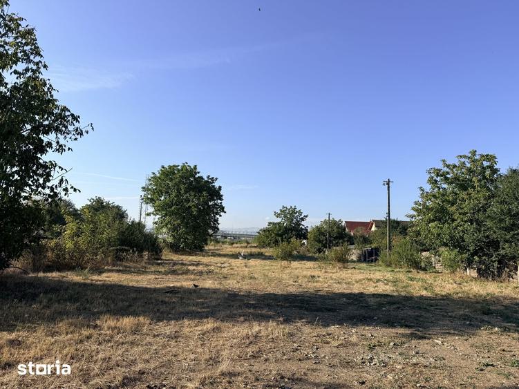 Teren de 16058 mp, în Țiglari
