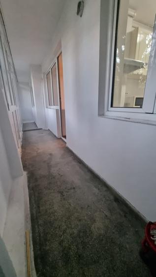 Apartament cu 2 camere semidecomandat în Cantemir