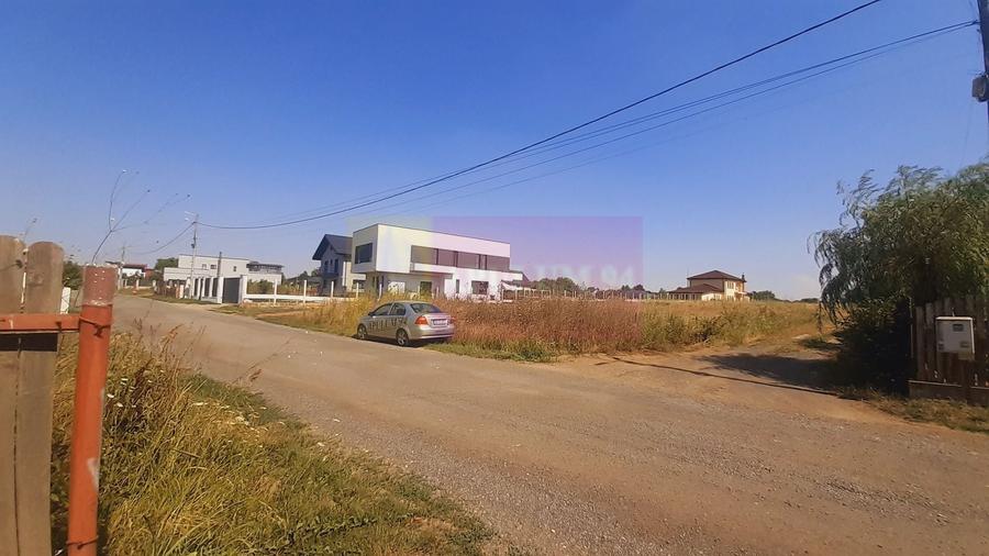 Teren Construcții intravilan de 4715 mp, în Brănești