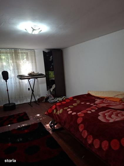 Casă cu 3 camere în Bujor