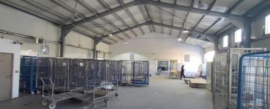 Spațiu comercial, de 1,000 mp, în Splaiul Unirii