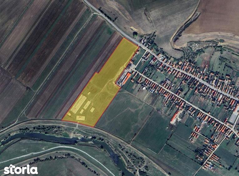 Teren de 4753 mp, în Vâlcele