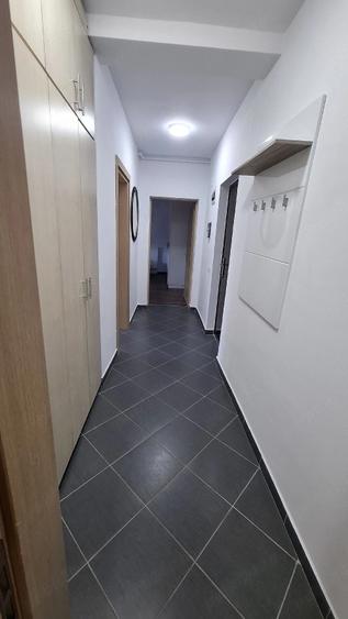 Garsonieră decomandată în Aradului