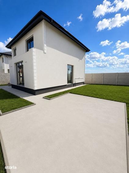 Casă cu 4 camere cu Teren 250 Mp în Clinceni