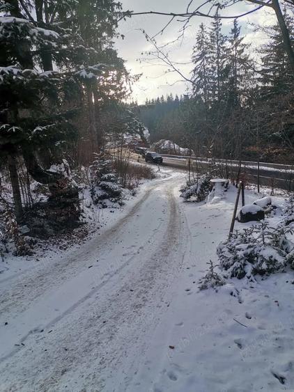 Teren de 1800 mp, în Central