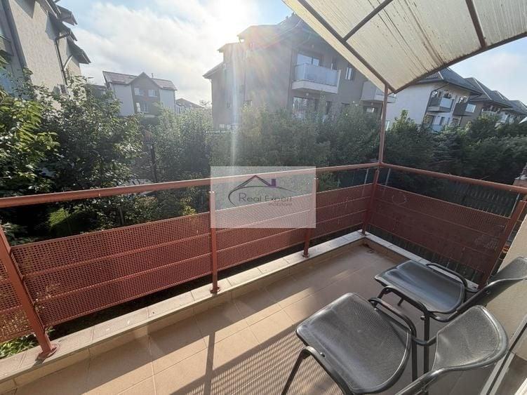 Duplex cu 5 camere cu Canalizare în Bună Ziua