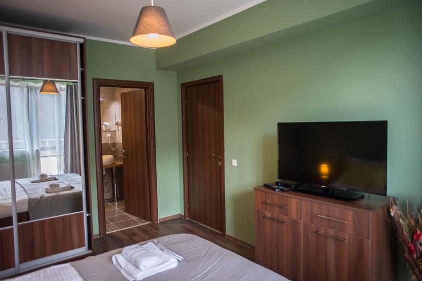 Apartament cu 3 camere decomandat în Platoul Izvor