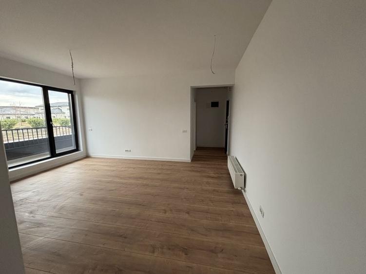 Apartament cu 2 camere decomandat în Exterior Vest