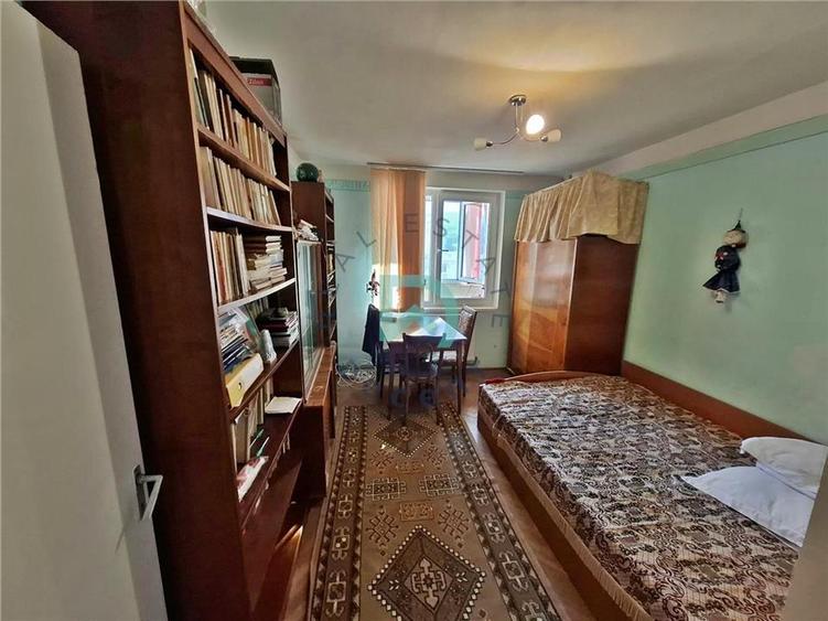 Apartament cu 3 camere circular în Astra