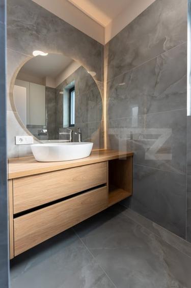 Duplex cu 4 camere cu Canalizare în Chinteni
