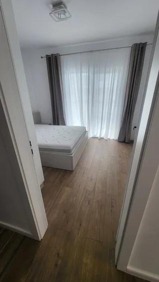 Apartament cu 2 camere semidecomandat, mobilat în Florești