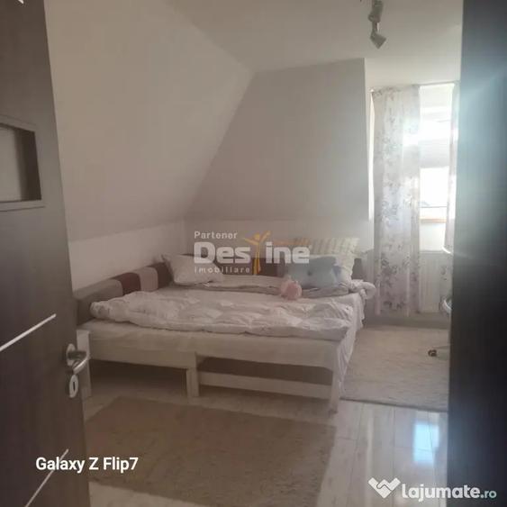 Casă cu 4 camere cu Teren 570 Mp în Central