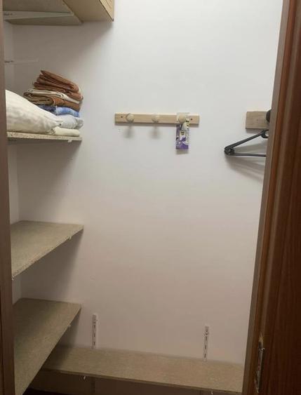 Apartament cu 2 camere semidecomandat în Jiului